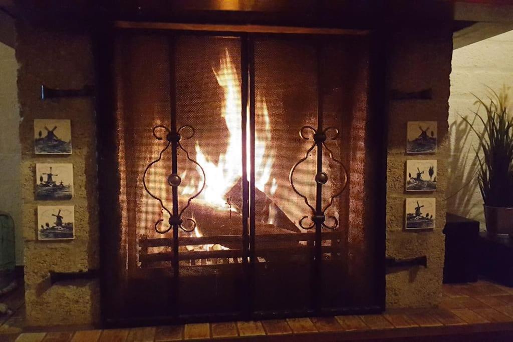 Welkom In Dekreek V59, Dem Freundlichen Ferienhaus Bruinisse Eksteriør bilde
